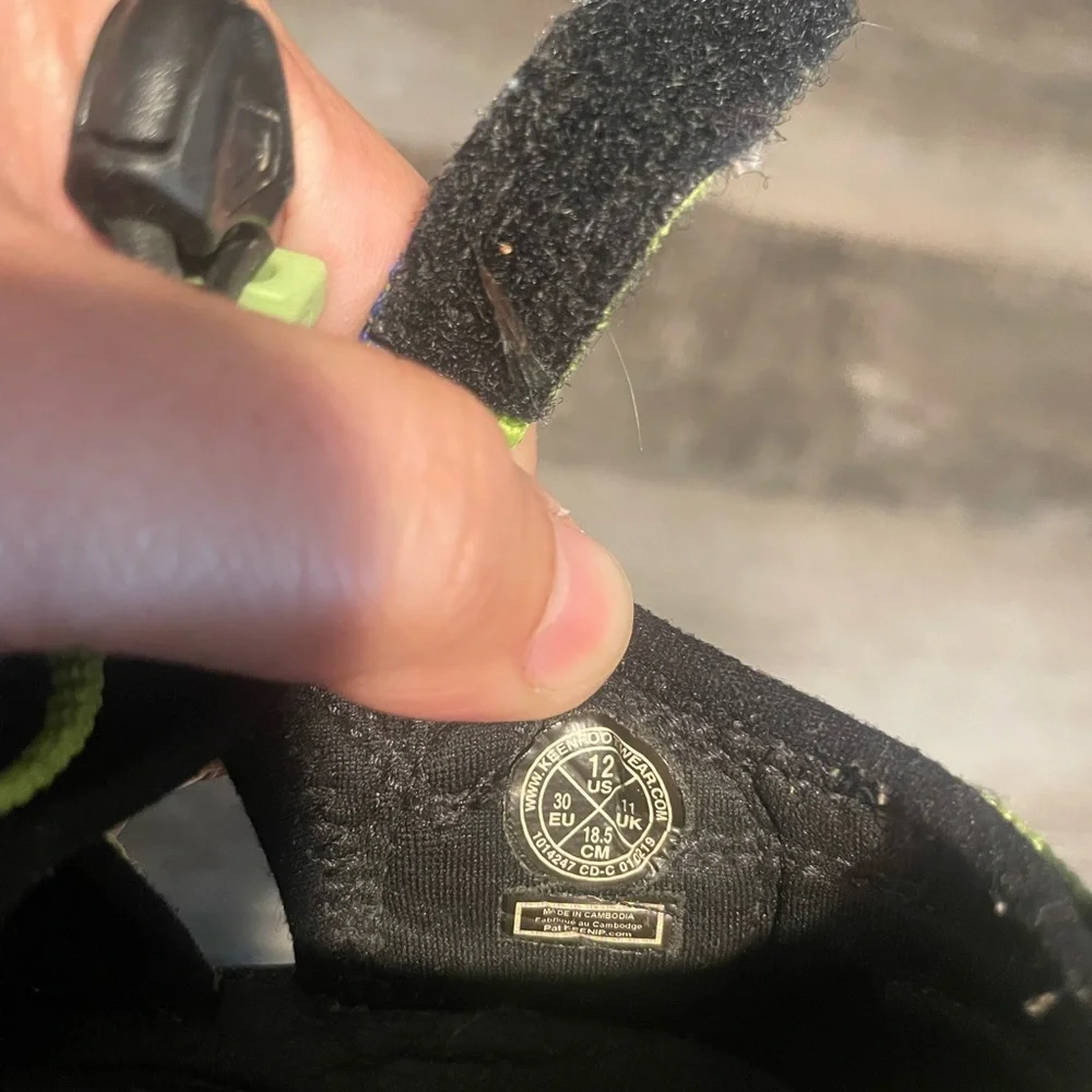 Keen kids black